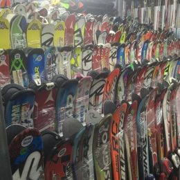 noleggio sci snowboard ciaspole torino